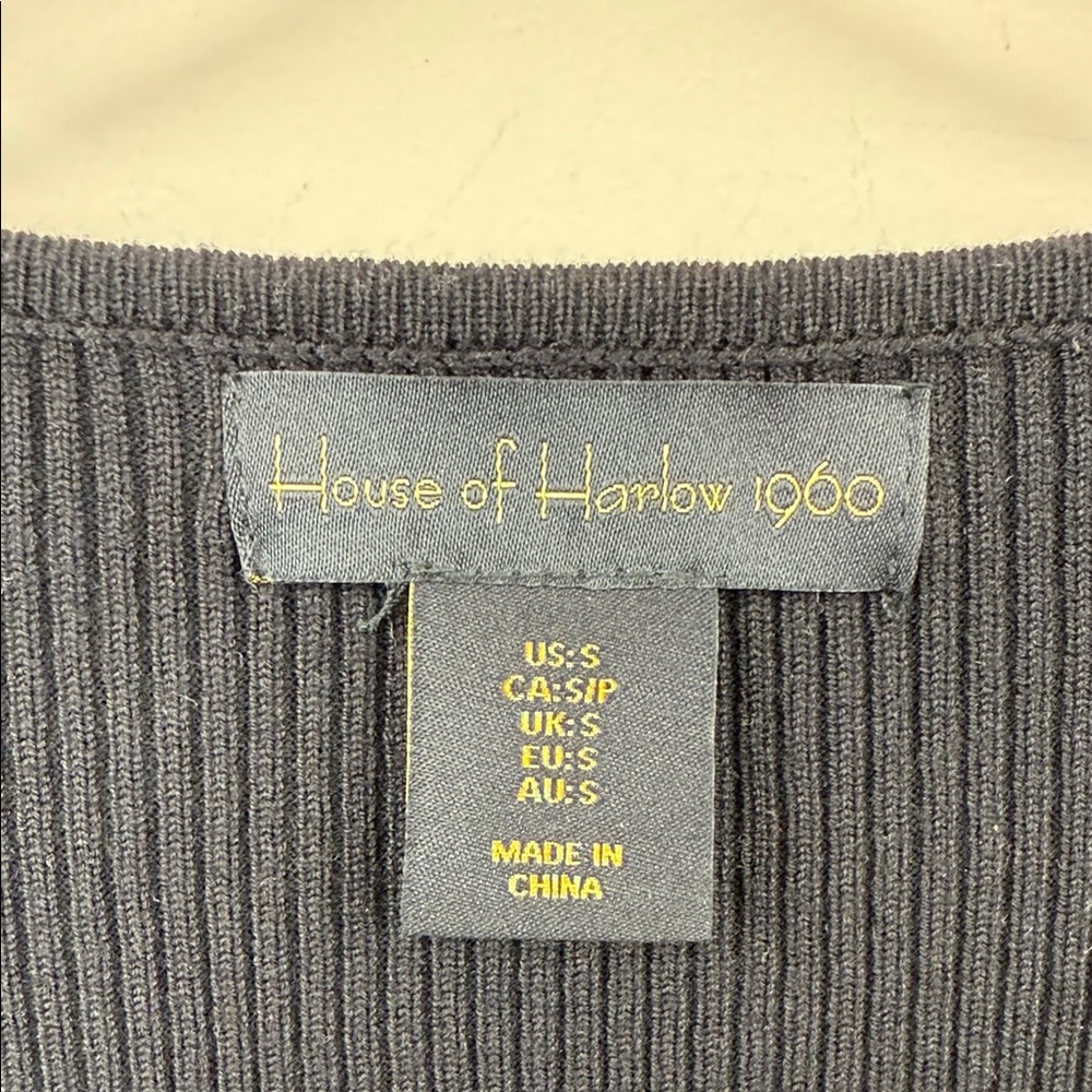 House of Harlow v neck Black Ribbed Long Sleeve Top small euc - Picture 3 of 10